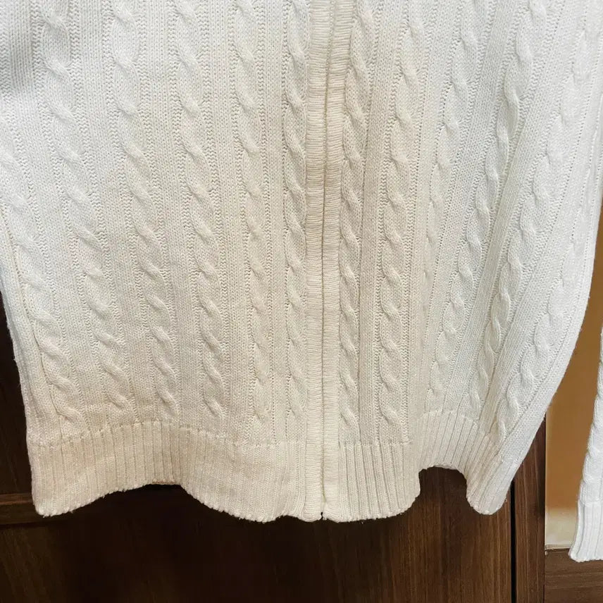 [BUNJANG] Ivory Cable Knit Zip-Up Cardigan / 아이보리 꽈배기 니트 집업 가디건