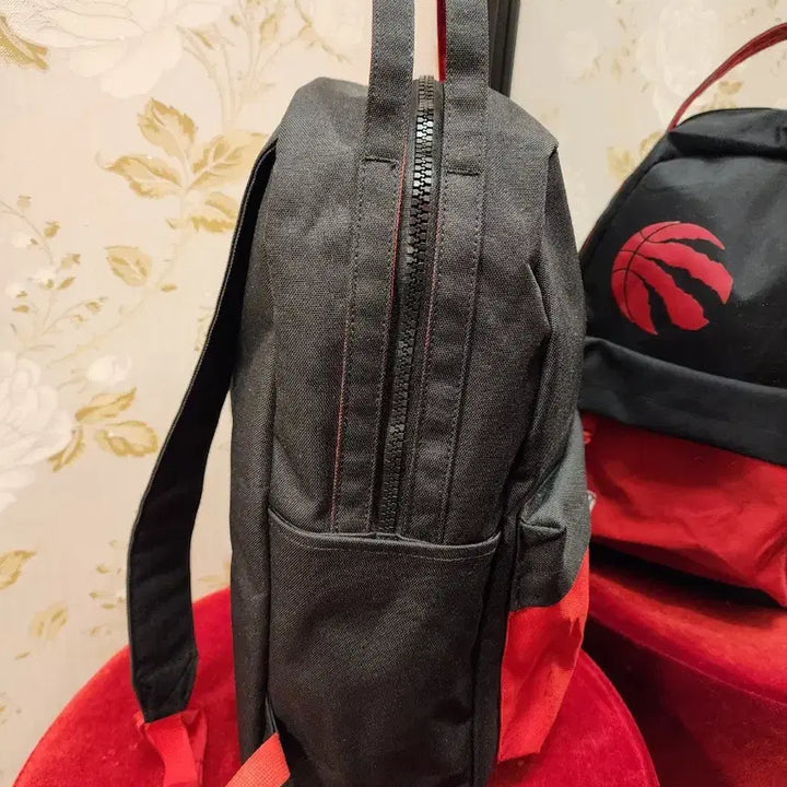 [BUNJANG] Herschel Supply Co. Toronto Raptors Backpack / NBA 남여공용 백팩