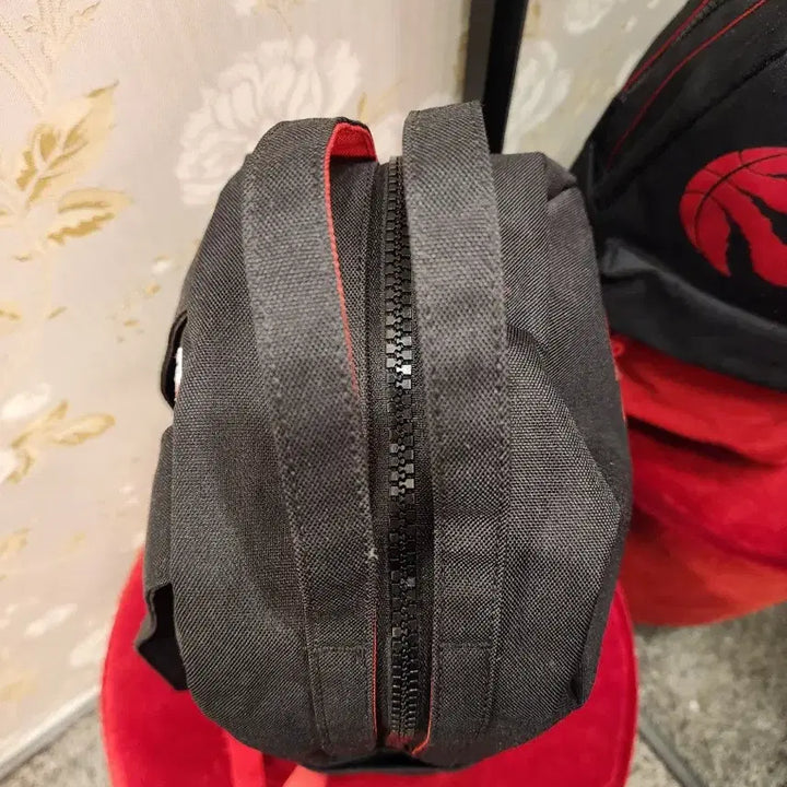 [BUNJANG] Herschel Supply Co. Toronto Raptors Backpack / NBA 남여공용 백팩