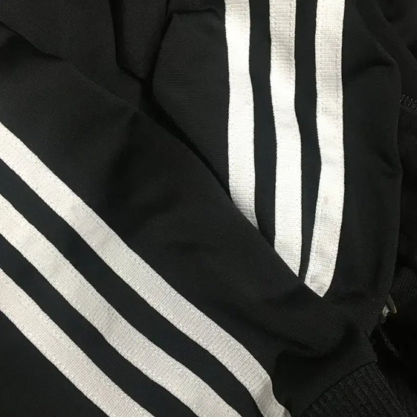 [SOLD OUT] 택포) 아디다스 블랙 져지 트랙탑 상의