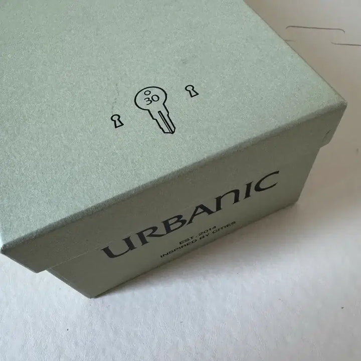 [BUNJANG] Urbanic 30 Velvet Flat Shoes / 얼바닉30 벨벳 플랫슈즈 37