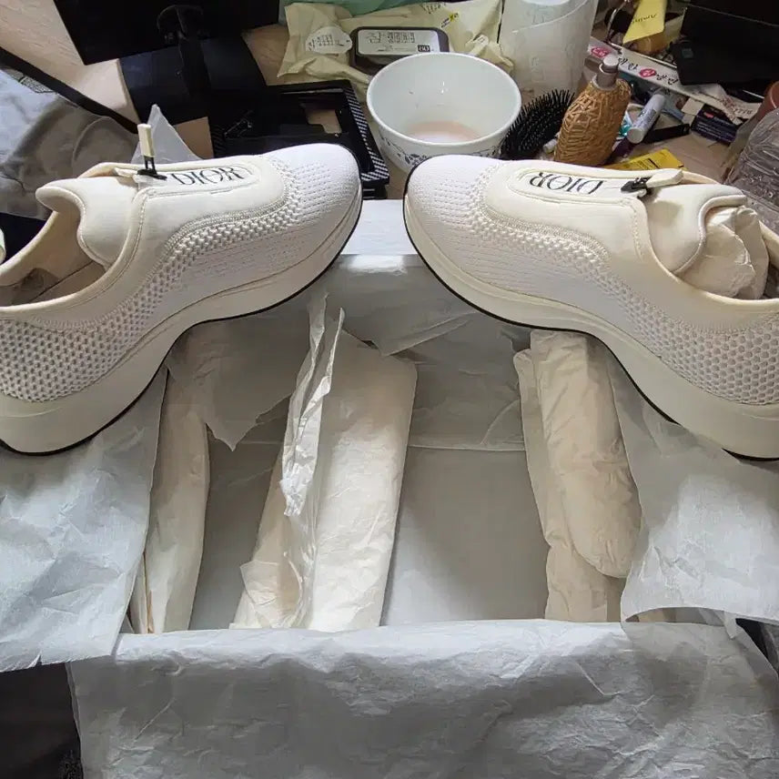 [BUNJANG] Dior Sneakers White 255-260 / 디올 DIOR 스니커즈 화이트255~260(발볼없으신분이 신으시면 예쁨)