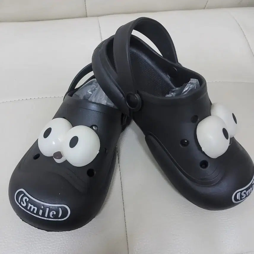 [SOLD OUT] 새상품 넘 귀여운 직잭 크록스 스타일 슬리퍼 240