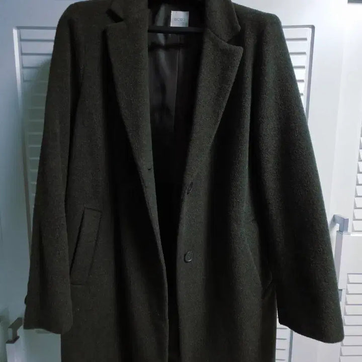 [BUNJANG] BCBG Wool Blend Deep Khaki Coat / BCBG 울 90% 가벼운 코트