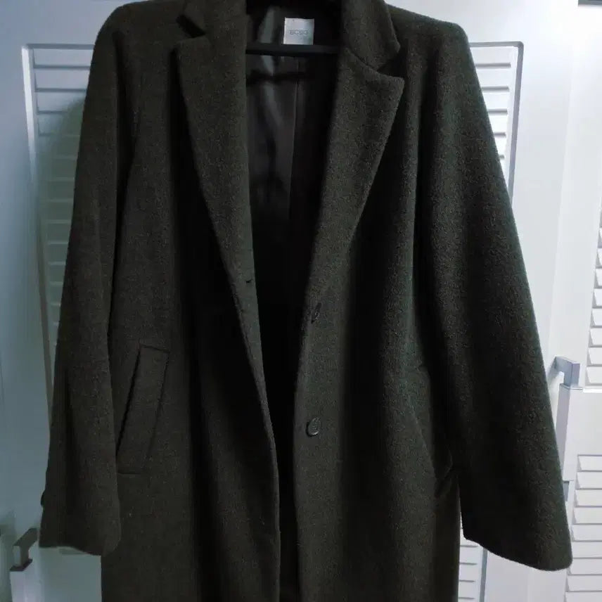 [BUNJANG] BCBG Wool Blend Deep Khaki Coat / BCBG 울 90% 가벼운 코트