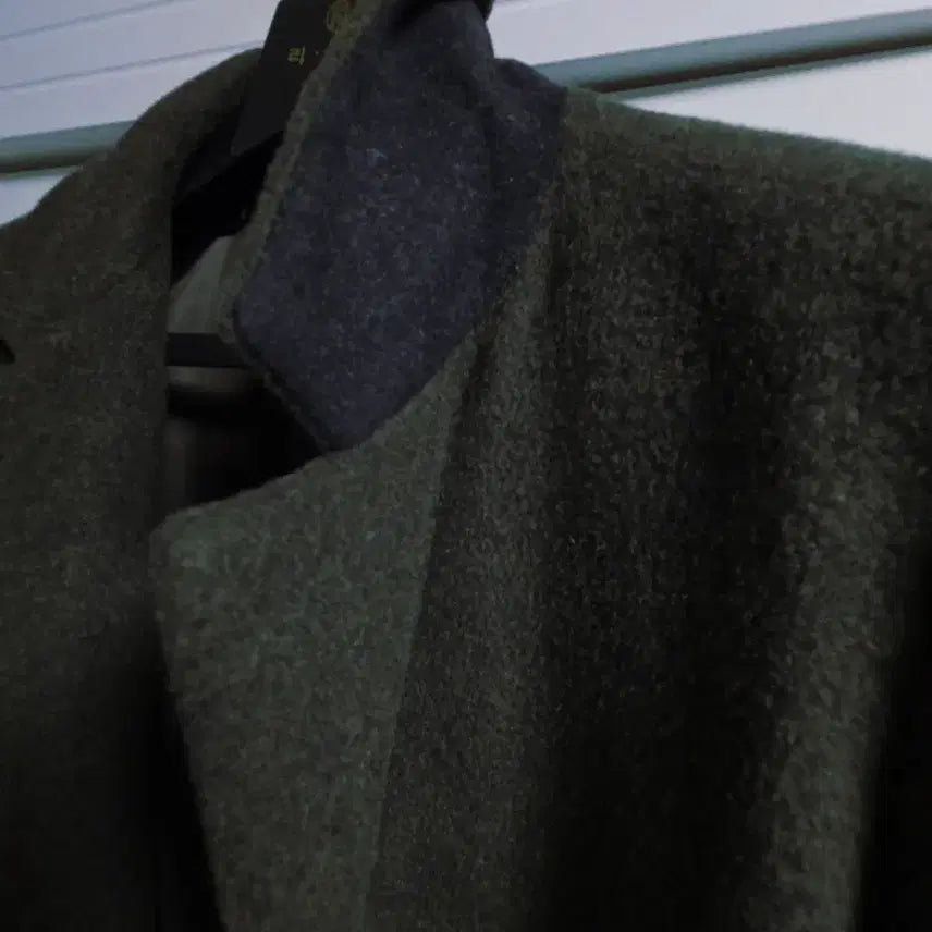 [BUNJANG] BCBG Wool Blend Deep Khaki Coat / BCBG 울 90% 가벼운 코트