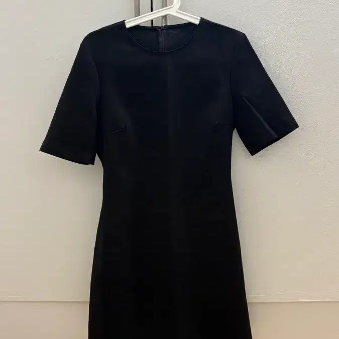 [BUNJANG] ZARA Black Short Sleeve Mini Dress M / 자라 블랙 반팔 미니 원피스 M