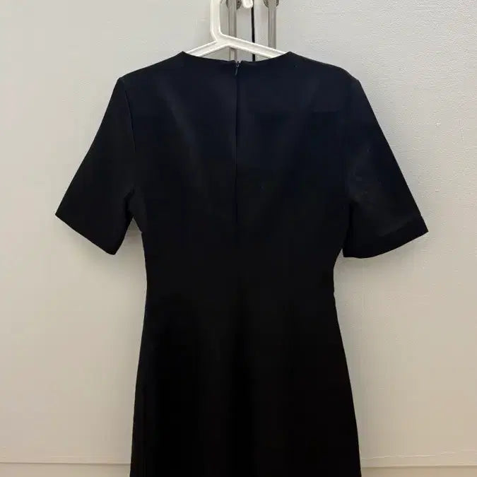 [BUNJANG] ZARA Black Short Sleeve Mini Dress M / 자라 블랙 반팔 미니 원피스 M