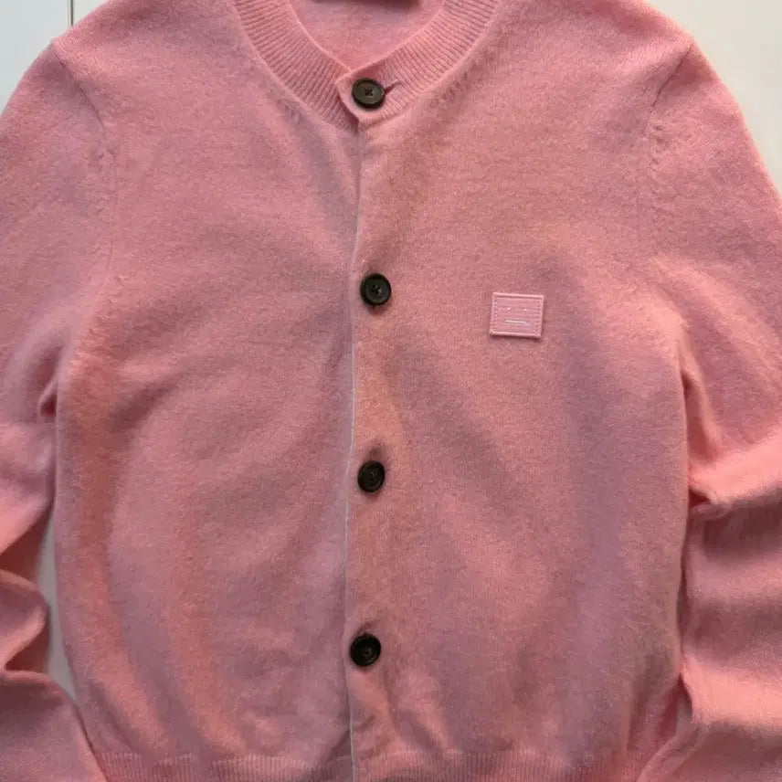 [BUNJANG] Acne Studios Face Logo Wool Cardigan / 아크네 스튜디오 페이스 로고 울 가디건