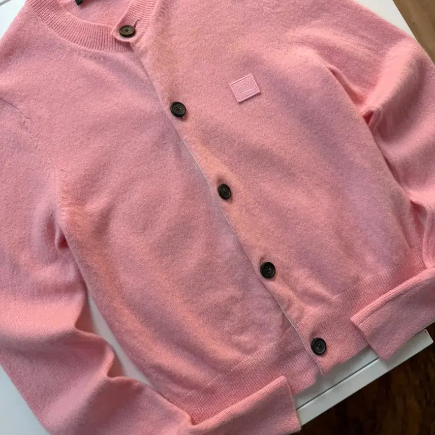 [BUNJANG] Acne Studios Face Logo Wool Cardigan / 아크네 스튜디오 페이스 로고 울 가디건