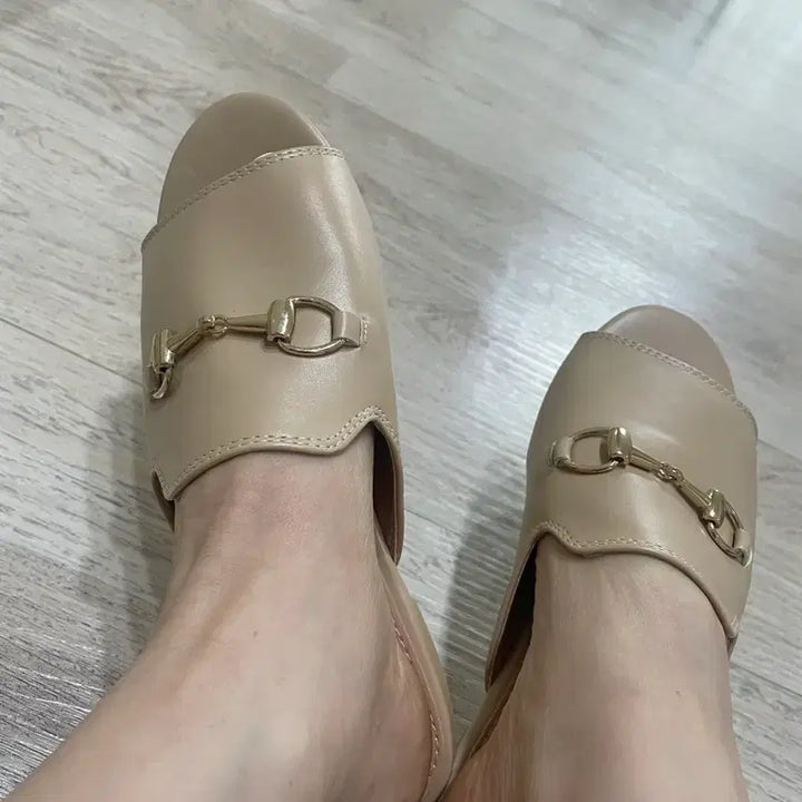 [BUNJANG] Beige Slipper with Gold Buckle / 새상품 금장버클 베이지 슬리퍼 230 225가능