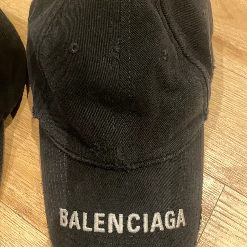 [BUNJANG] Balenciaga Distressed Laser Baseball Cap / 발렌시아가 / 디스트로이드 볼캡,디스트로이드 레이저 볼캡