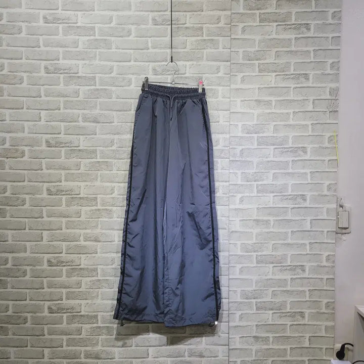 [SOLD OUT] ㄹ50 우븐 트레이닝 팬츠 S