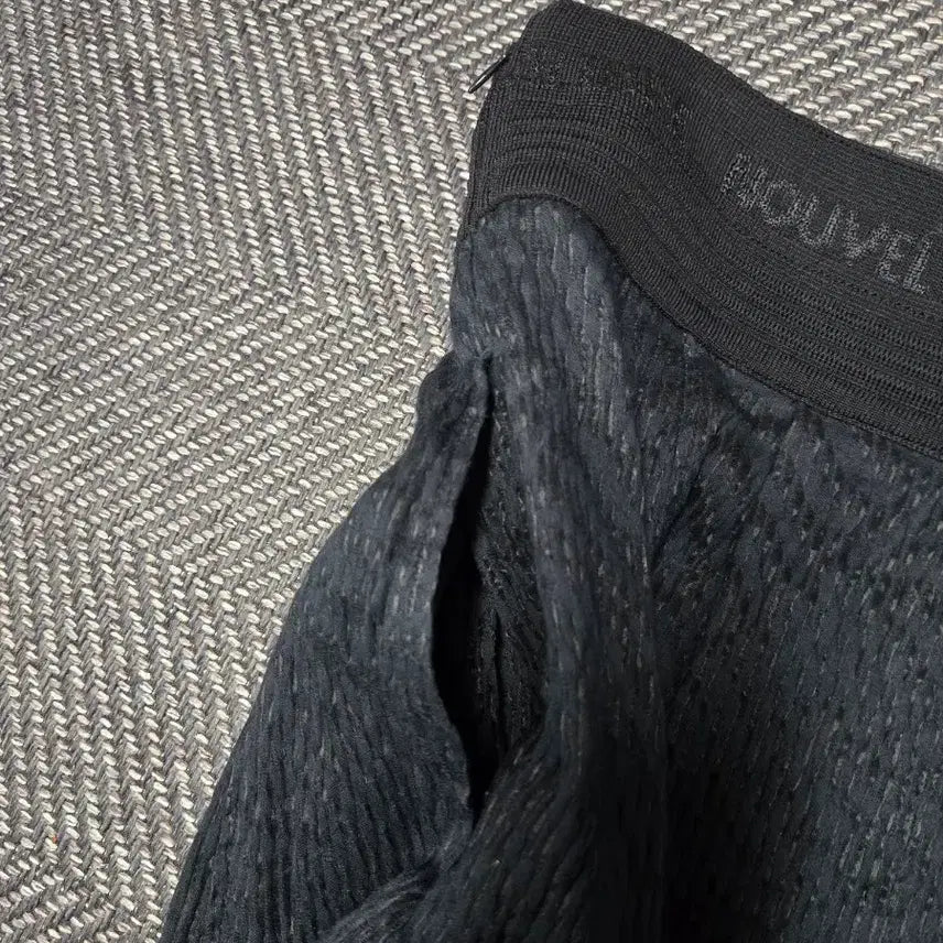 [BUNJANG] System 23SS Black Flare Skirt / 한섬 시스템 23ss SYSTEM 블랙 플레어 스커트 밴딩스커트