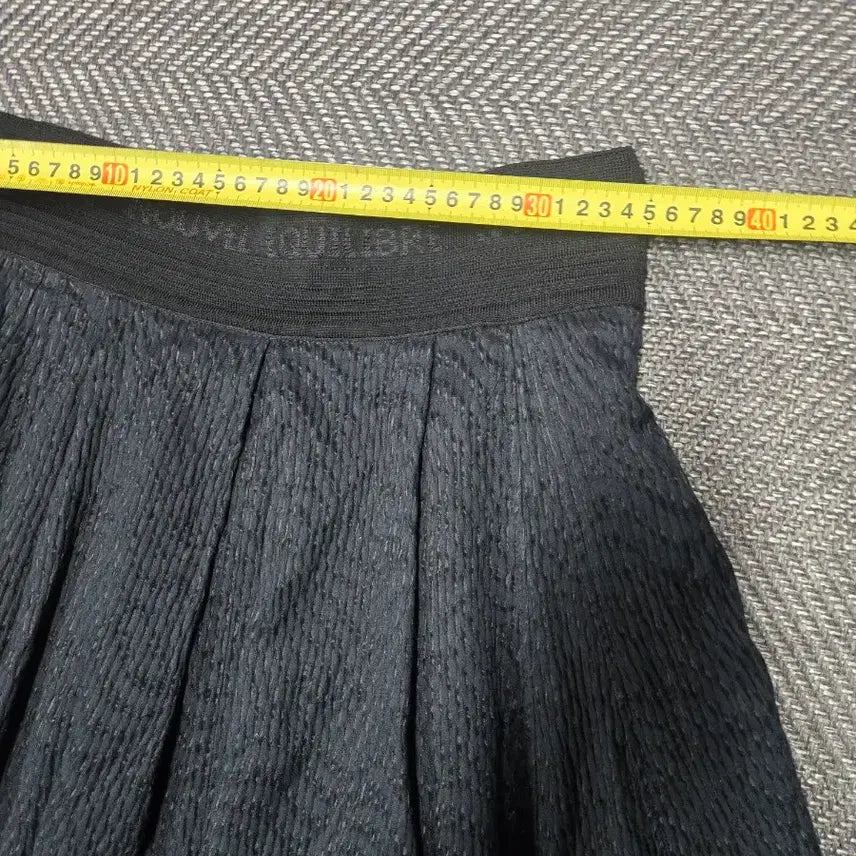 [BUNJANG] System 23SS Black Flare Skirt / 한섬 시스템 23ss SYSTEM 블랙 플레어 스커트 밴딩스커트