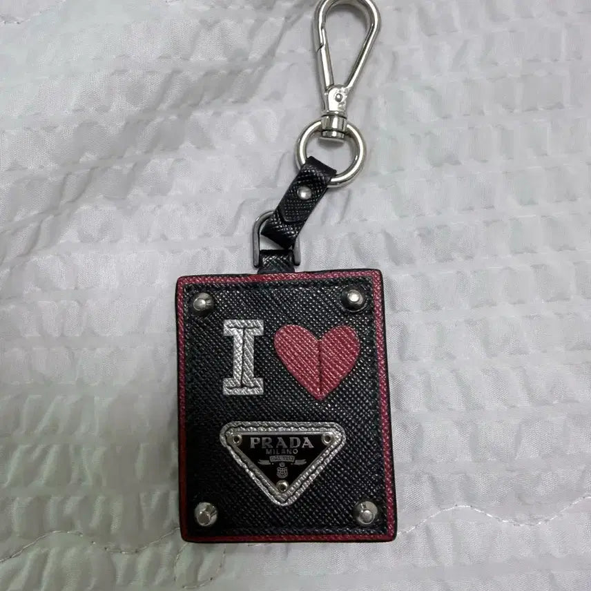 [BUNJANG] Prada I Love Prada Keyring/Bag Charm / 프라다 키링/백참 I LOVE PRADA 키링/백참 (정품)