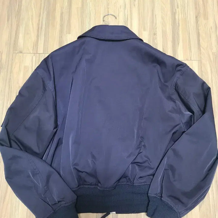 [BUNJANG] DNSr Flight Crop MA-1 Navy Jacket L Size / 디앤에스알 dnsr 플라이트 크롭 MA-1 네이비 L사이즈