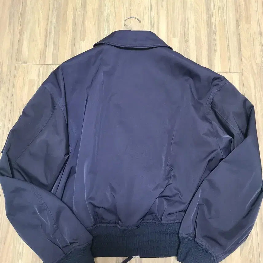 [BUNJANG] DNSr Flight Crop MA-1 Navy Jacket L Size / 디앤에스알 dnsr 플라이트 크롭 MA-1 네이비 L사이즈