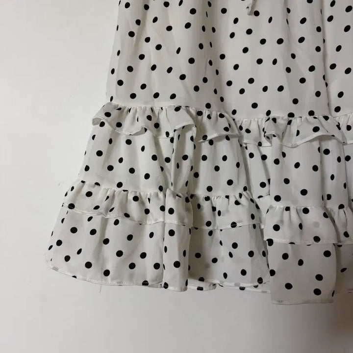 [SOLD OUT] 새상품 여자 도트 프릴 미디스커트