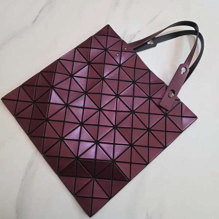 [BUNJANG] Bao Bao Lucent Tote Bag Burgundy / 정품) 바오바오 루센트 토트백 버건디 상태좋음