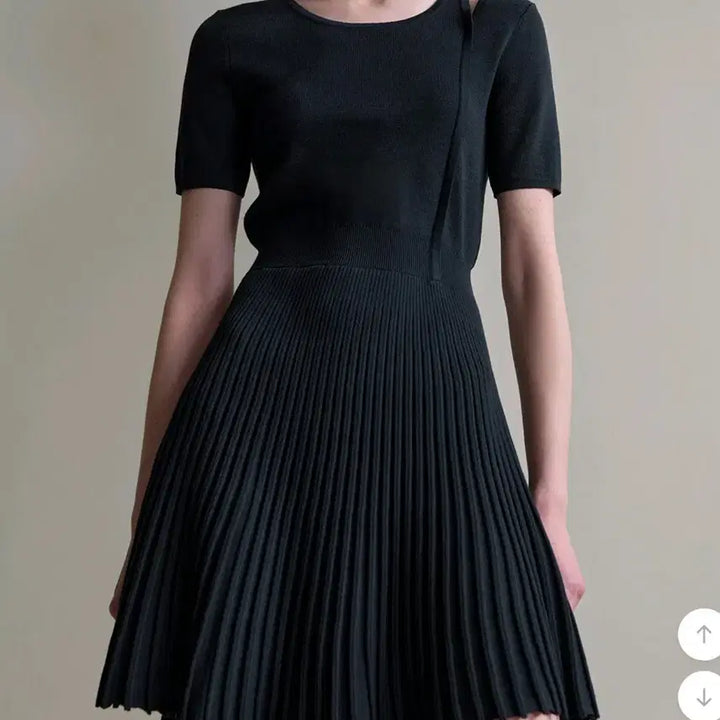[BUNJANG] Atelier 9 Knit Pleated Dress Navy M / 아뜰리에나인 니트 플리츠 원피스 네이비m