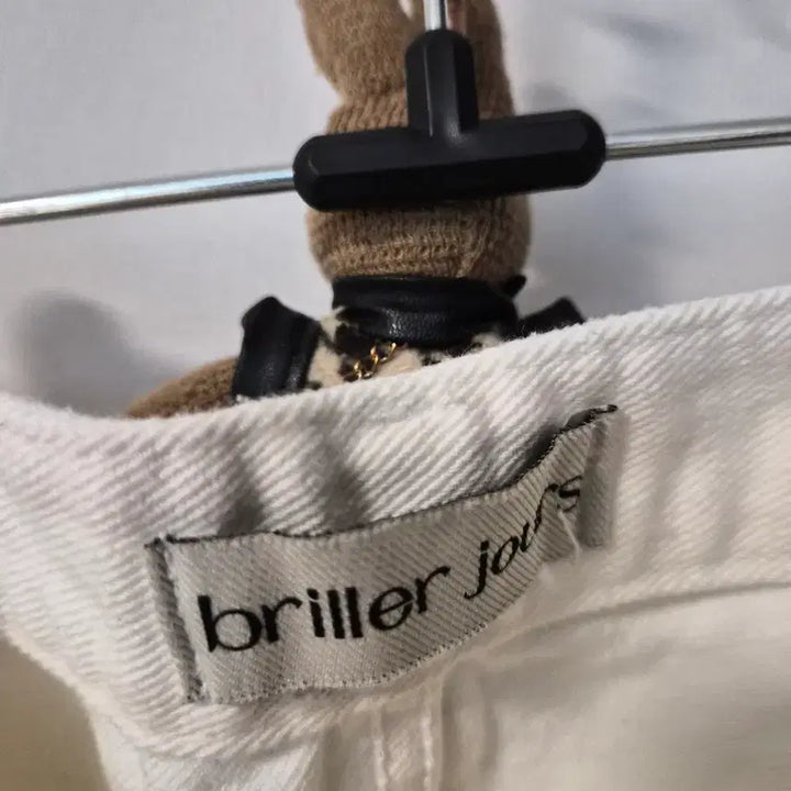 [BUNJANG] Briller Jours Premium Line White Wide-Fit Denim Pants / 브릴리에쥬르(briller jours) 프리미엄 라인 화이트 팬츠