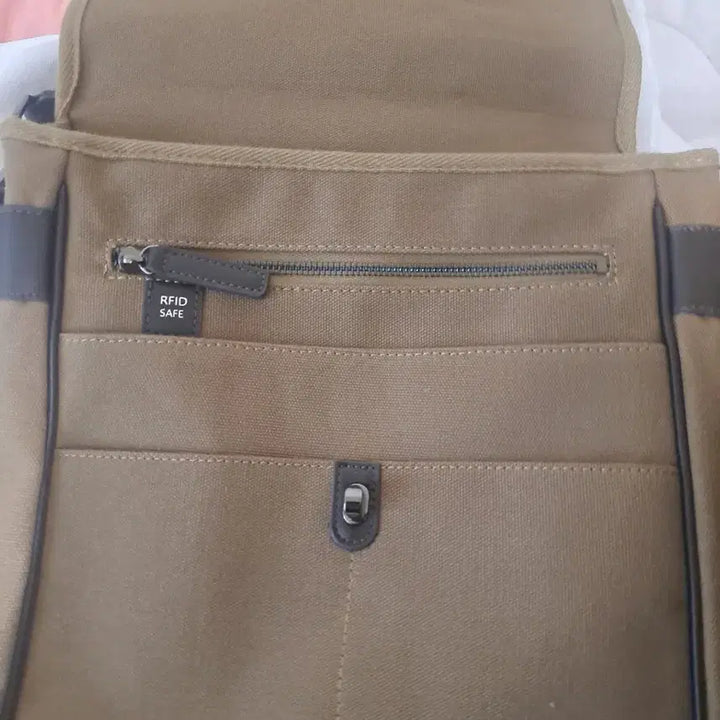 [BUNJANG] Catena-Ciao Canvas Crossbody Bag - Brown / 카테나치오 캔버스 크로스백 브라운