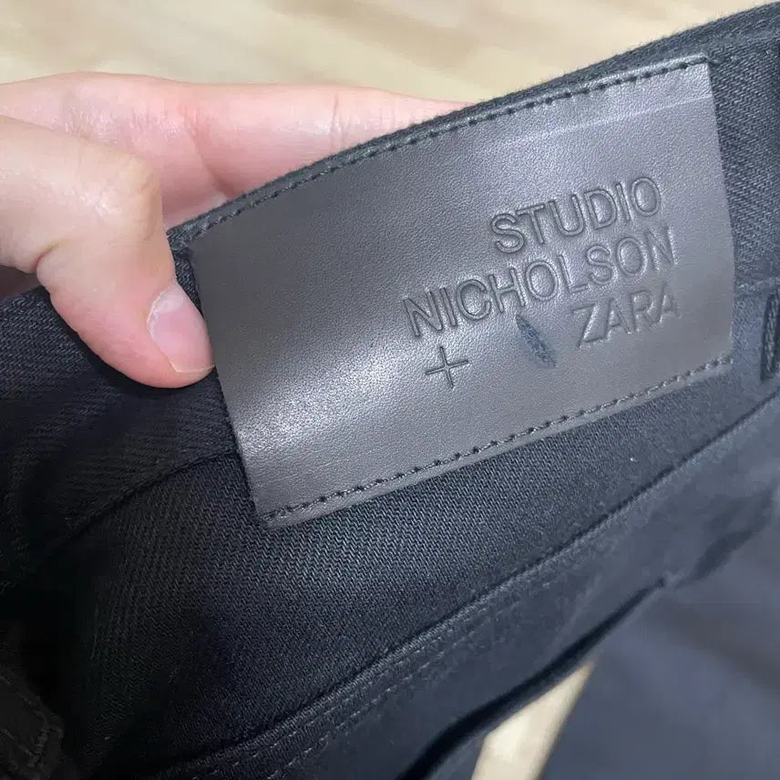 [BUNJANG] Zara Studio Nicholson Balloon Jeans Black 31 / 자라x스튜디오니콜슨 벌룬 진 블랙 31
