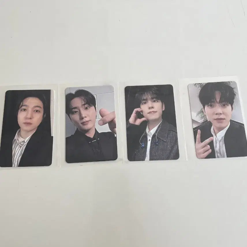 [BUNJANG] DAY6 Sungjin Dowoon Entrance Photocard Bundle Set / DAY6 서울 피날레 입장포카 4인세트(슬리브보관/덤0).
