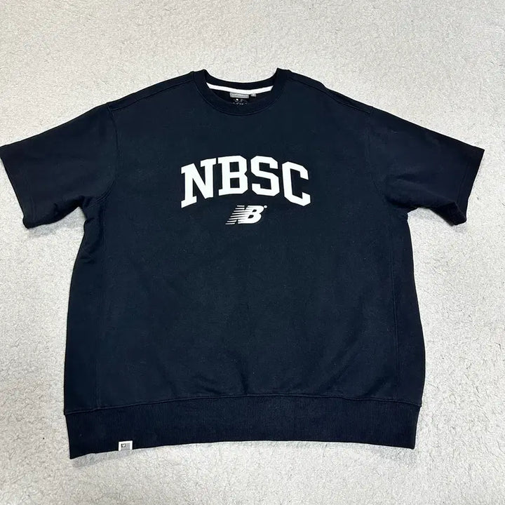 [BUNJANG] New Balance NBSC Short Sleeve Sweatshirt Black XL / 뉴발란스 NBSC 반팔 맨투맨 블랙 xl 105