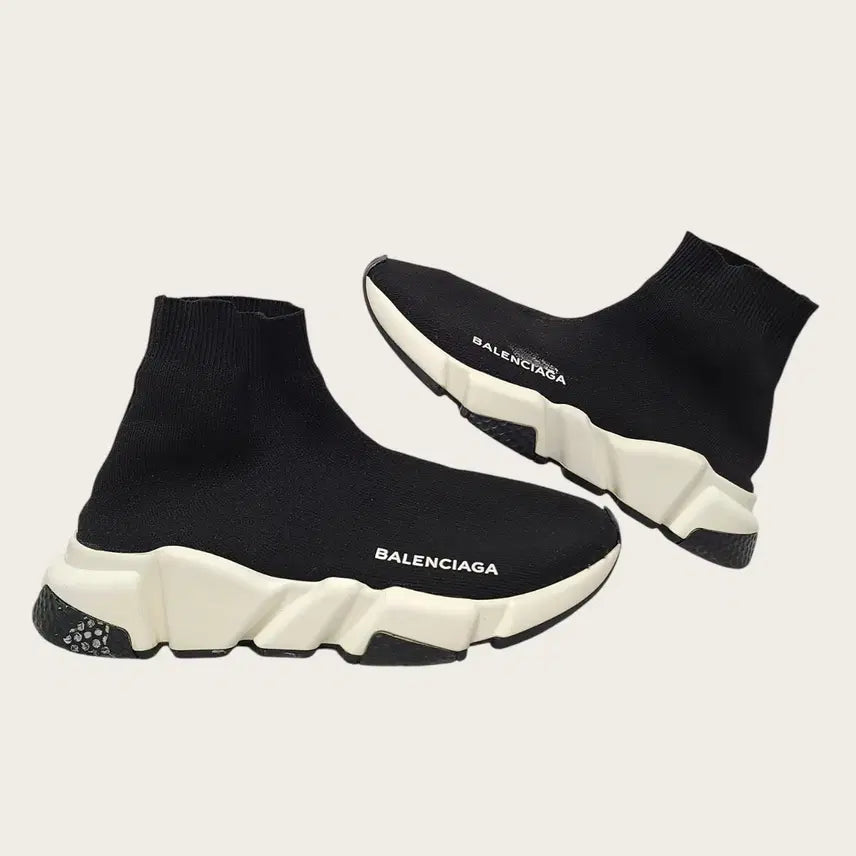 [BUNJANG] Balenciaga Speedrunner Sneakers (Black/White Oreo) - Size 35 / [35] 발렌시아가 블랙 화이트 오레오 스피드러너 스니커즈