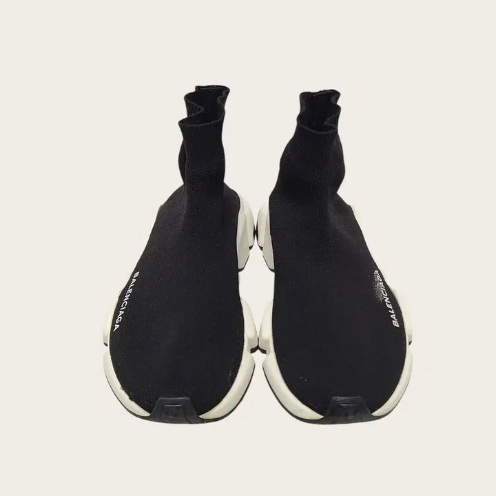 [BUNJANG] Balenciaga Speedrunner Sneakers (Black/White Oreo) - Size 35 / [35] 발렌시아가 블랙 화이트 오레오 스피드러너 스니커즈