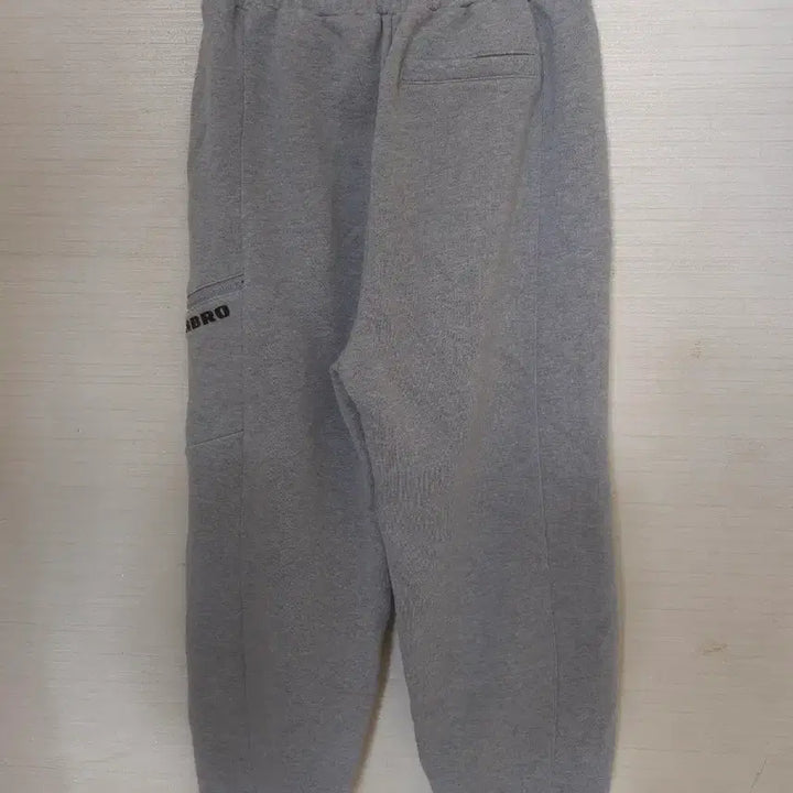 [BUNJANG] Umbro Jogger Pants (XS) / 엄브로 조거팬츠