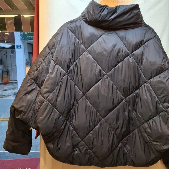 [BUNJANG] ZARA Diamond Quilted Black Padded Jumper / 자라 다이아 퀼팅 블랙 패딩 점퍼