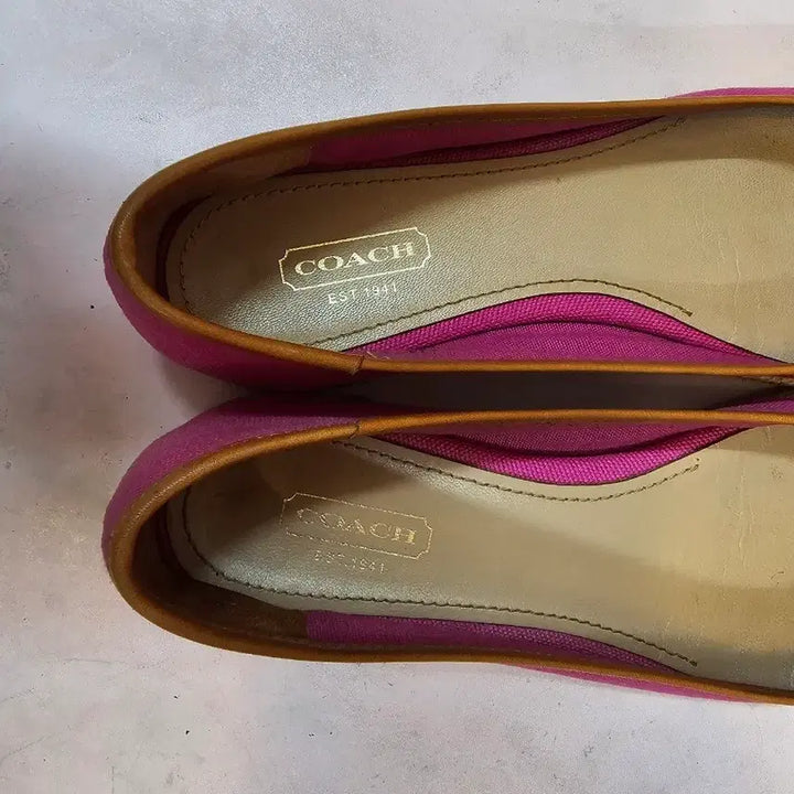 [SOLD OUT] 코치 여성 에스파듀 단화 슬립온 230