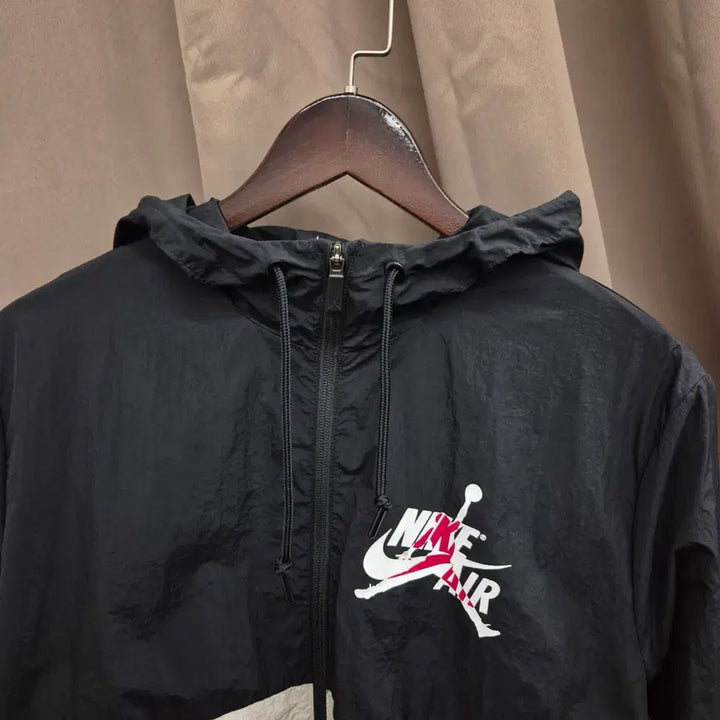 [BUNJANG] Nike Jordan Jumpman Classic Windbreaker Hooded Zip-up Jacket / 조던 점프맨 클래식 윈드 브레이커 후드 집업 L