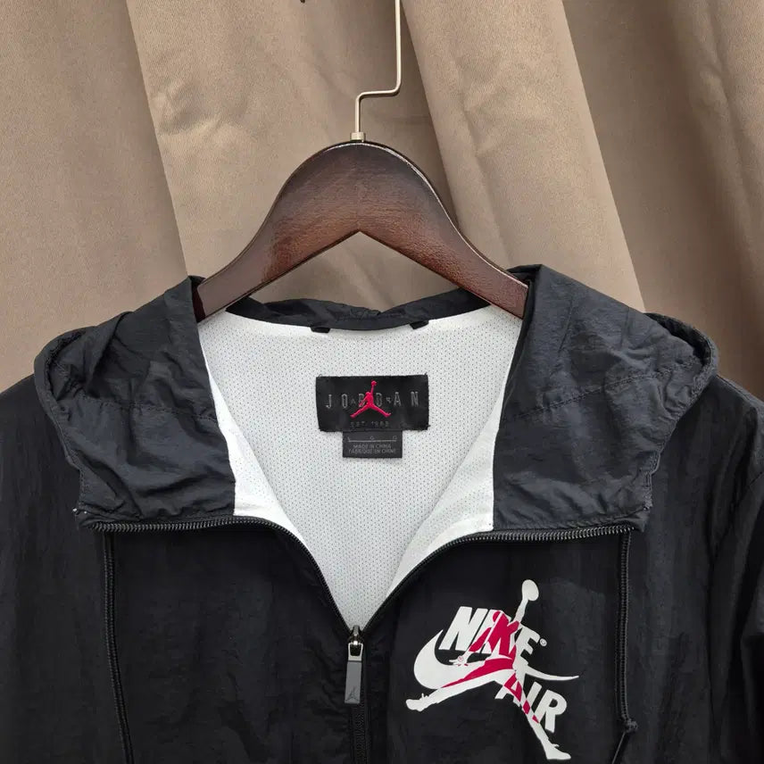 [BUNJANG] Nike Jordan Jumpman Classic Windbreaker Hooded Zip-up Jacket / 조던 점프맨 클래식 윈드 브레이커 후드 집업 L