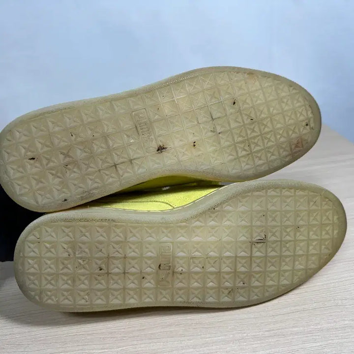 [BUNJANG] Puma Suede Lime Green Sneakers (240) / 푸마 스웨이드 운동화 라임색 240
