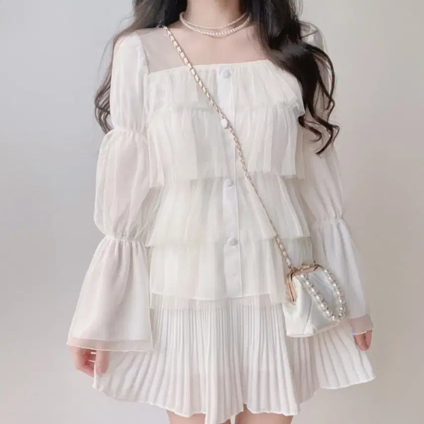 [BUNJANG] Mirangmirang Kankan Blouse White / 미랑미랑 캉캉 블라우스 화이트