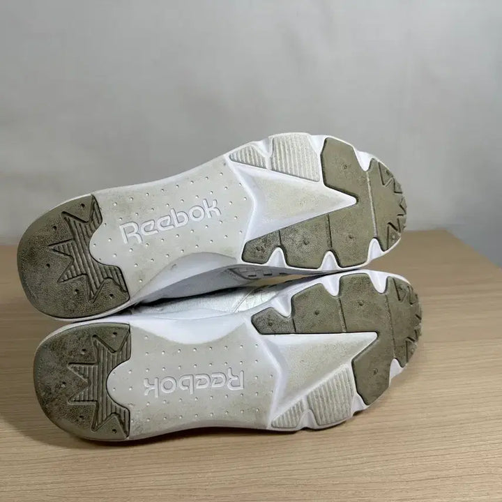 [BUNJANG] Reebok Fury White Woven Sneakers 245 / 리복 퓨리 흰색 우븐 운동화 245