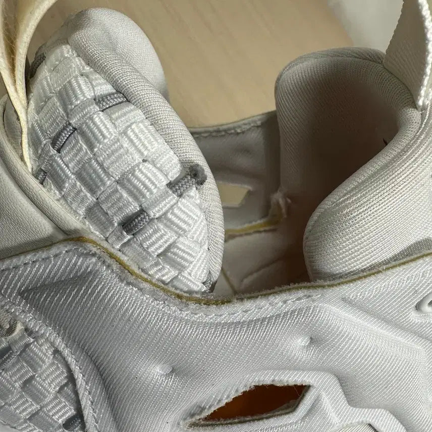 [BUNJANG] Reebok Fury White Woven Sneakers 245 / 리복 퓨리 흰색 우븐 운동화 245