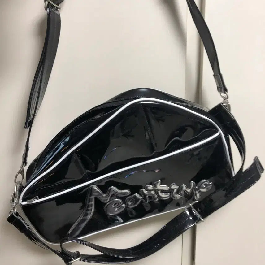 [BUNJANG] Meantime 3D Big Logo PVC Bag / Meantime 민타임 3D 빅로고 백 가방