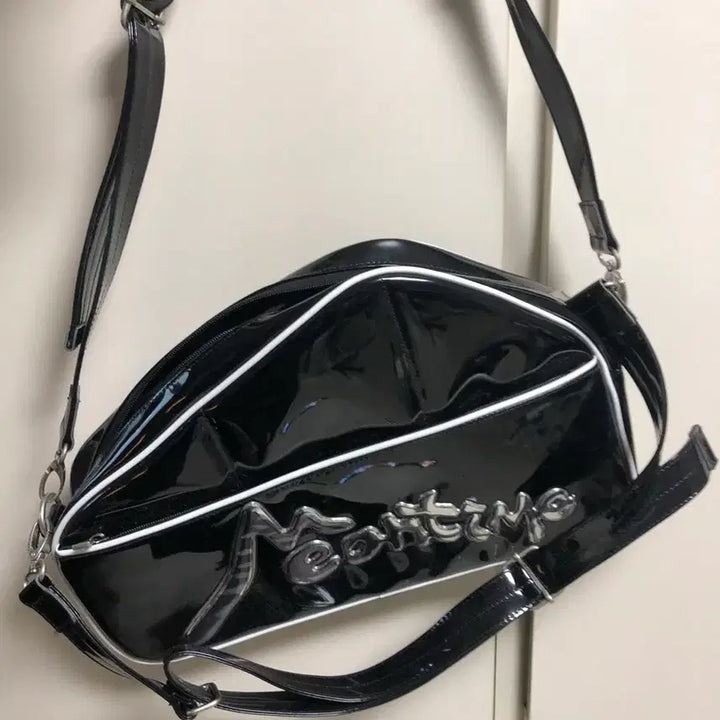 [BUNJANG] Meantime 3D Big Logo PVC Bag / Meantime 민타임 3D 빅로고 백 가방
