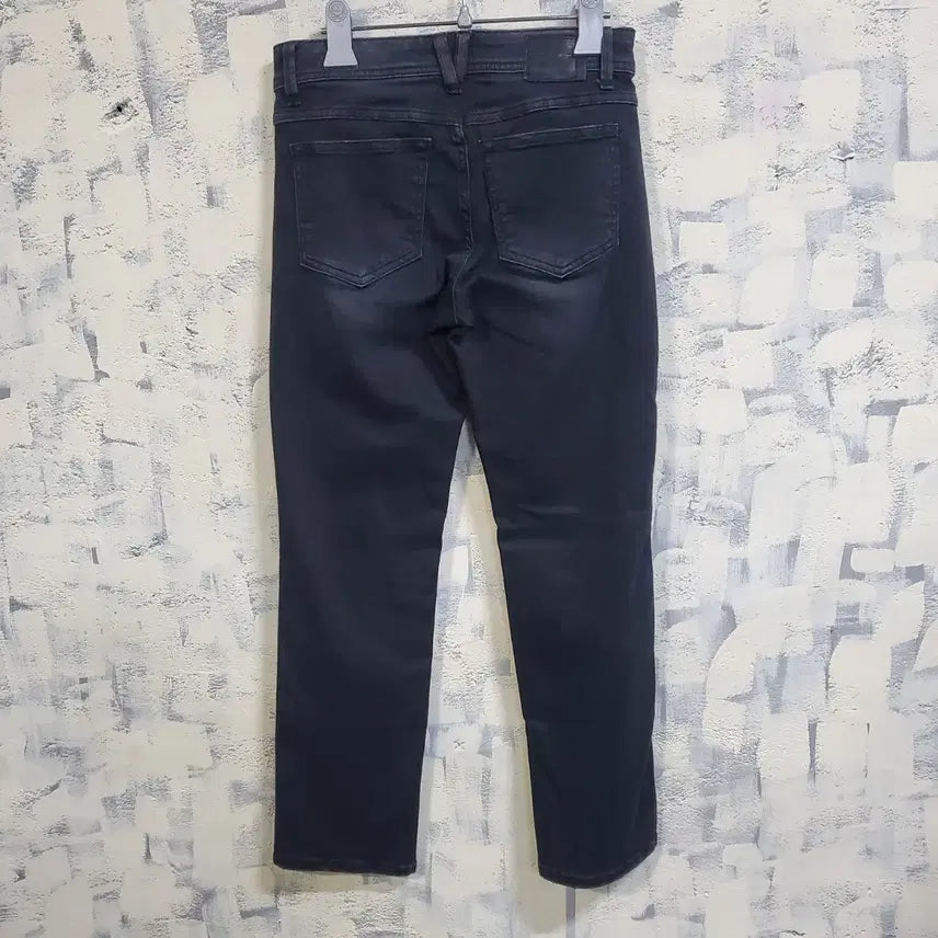 [BUNJANG] Hazzys Straight Fit Black Denim Pants Women&