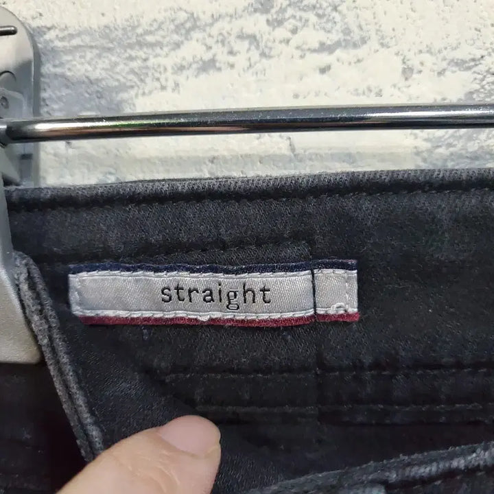 [BUNJANG] Hazzys Straight Fit Black Denim Pants Women&