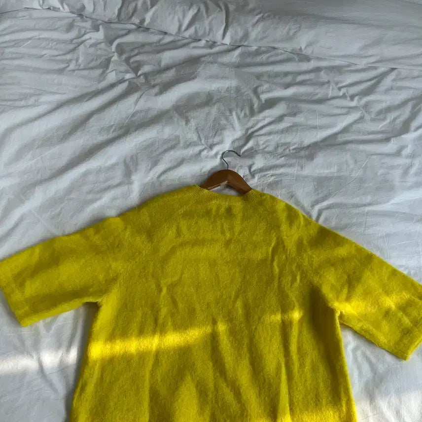 [BUNJANG] &amp; Other Stories Yellow Knit Sweater / 앤아더스토리즈 옐로우 니트