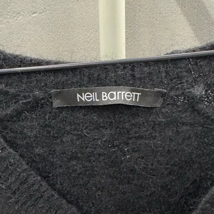 [BUNJANG] Neil Barrett Black V-Neck Cardigan (M) / 닐바렛 블랙 브이넥 가디건 M