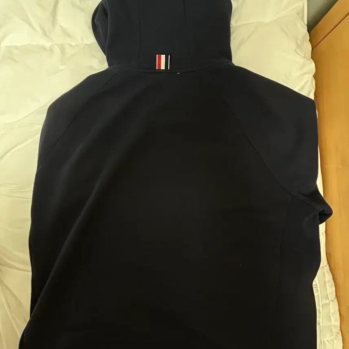 [SOLD OUT] [4] 톰브라운 Thom Browne 네이비 후드집업
