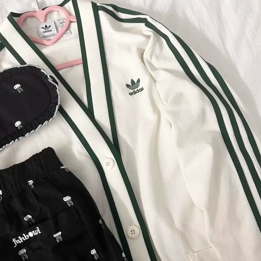 [BUNJANG] Adidas White Green Vintage Cardigan / 유일매물) 아디다스 흰초 대대장 가디건 초 희귀 매물 빈티지대대장템