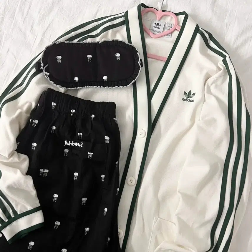 [BUNJANG] Adidas White Green Vintage Cardigan / 유일매물) 아디다스 흰초 대대장 가디건 초 희귀 매물 빈티지대대장템